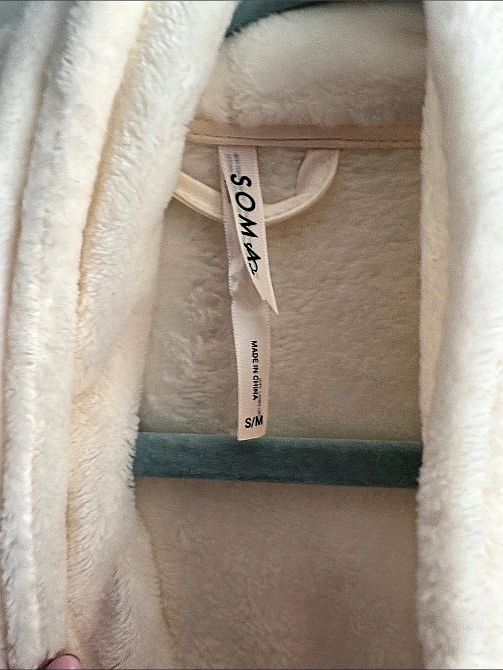 Soma Plush Wrap Robe White Size Small/Medium - Picture 2 of 2